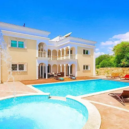 Mansion View *